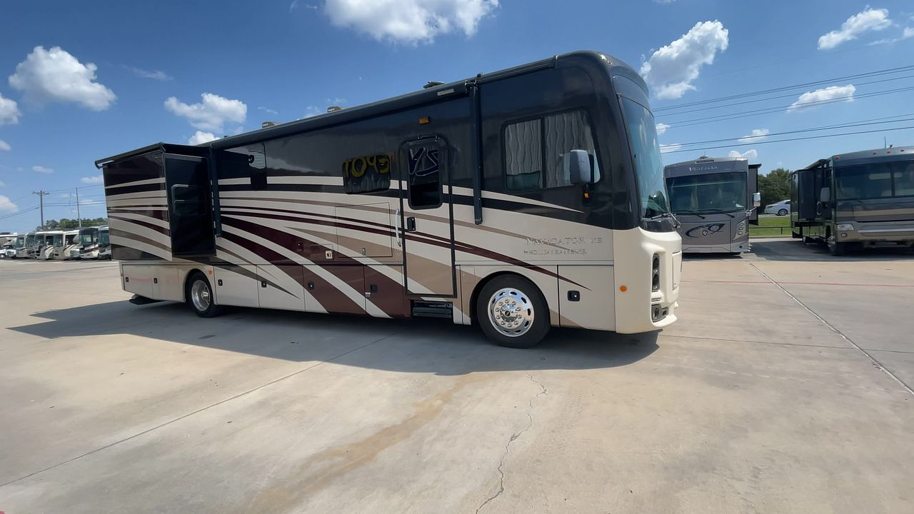 2017 HOLIDAY RAMBLER NAVIGATOR 36U