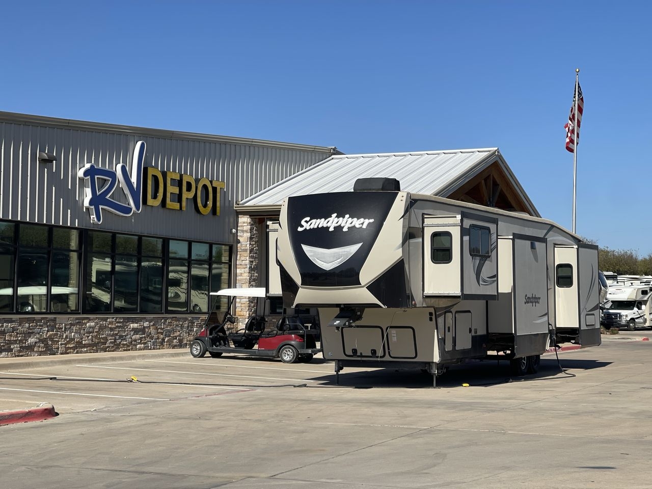 2019 FOREST RIVER SANDPIPER 379FLOK