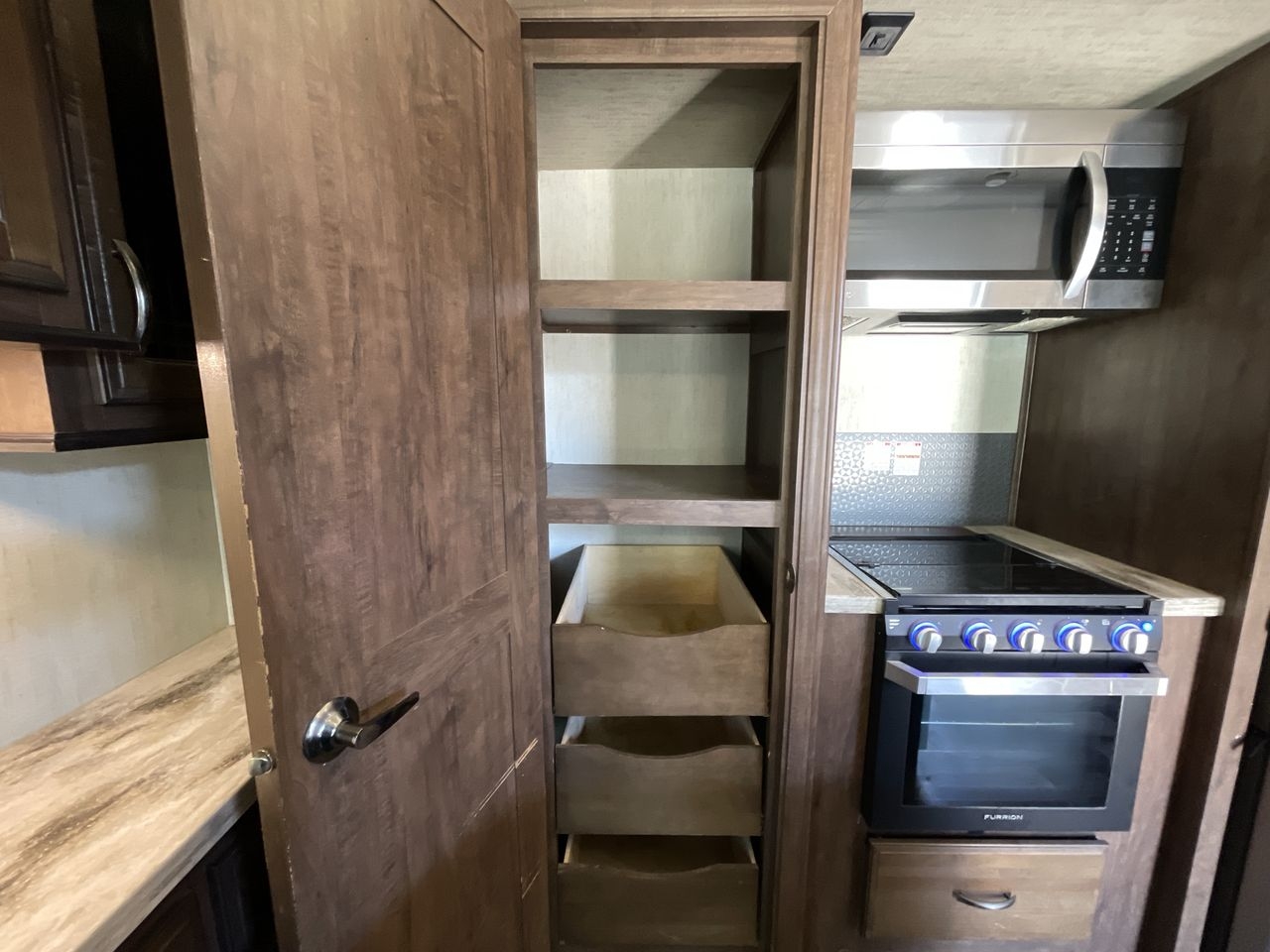 2019 FOREST RIVER SANDPIPER 379FLOK