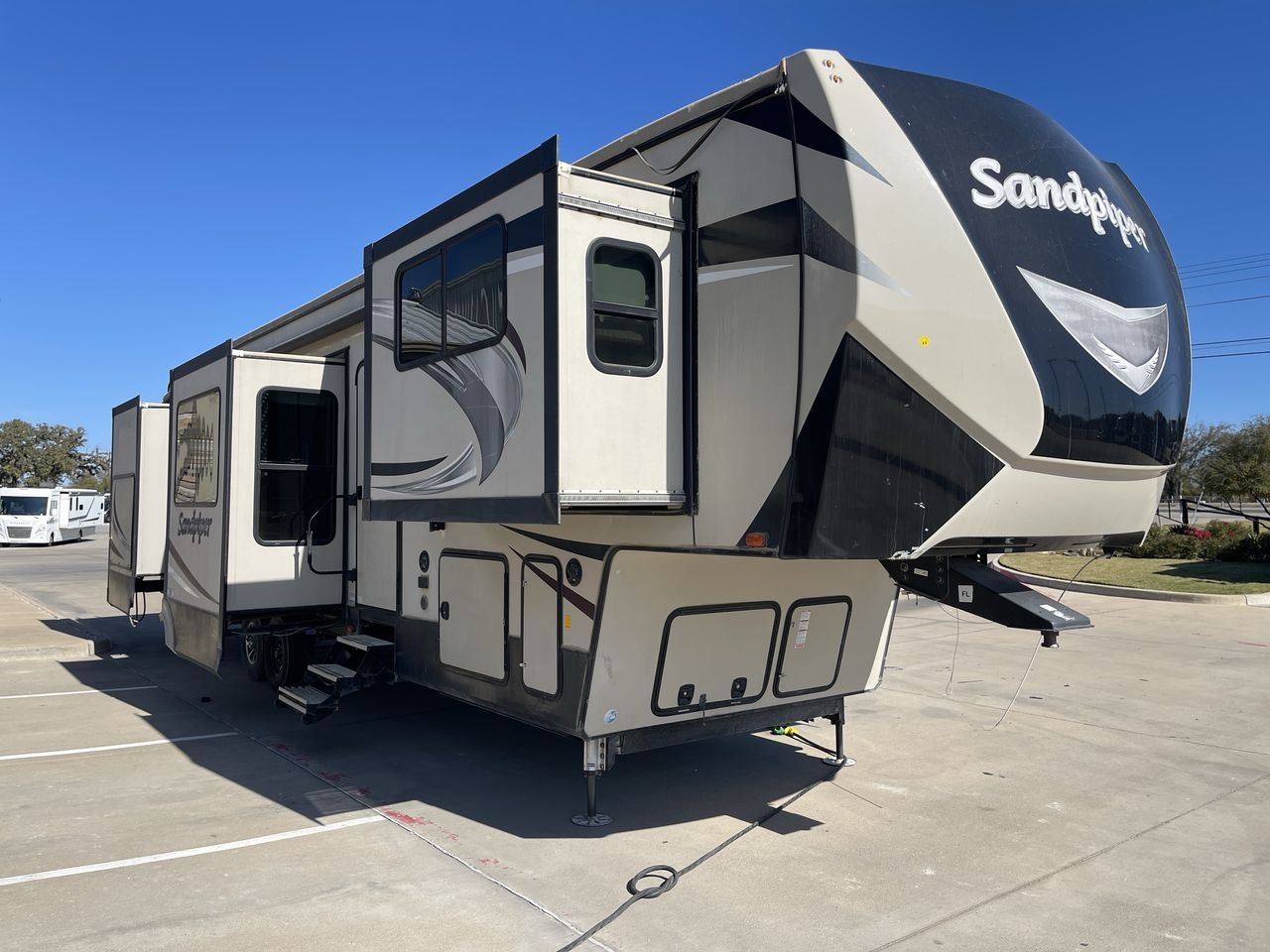 2019 FOREST RIVER SANDPIPER 379FLOK