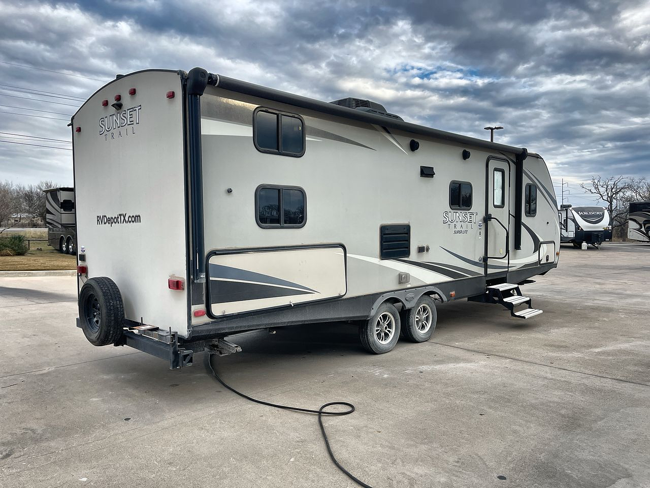 2018 CROSSROADS RV SUNSET TRAIL 264BH
