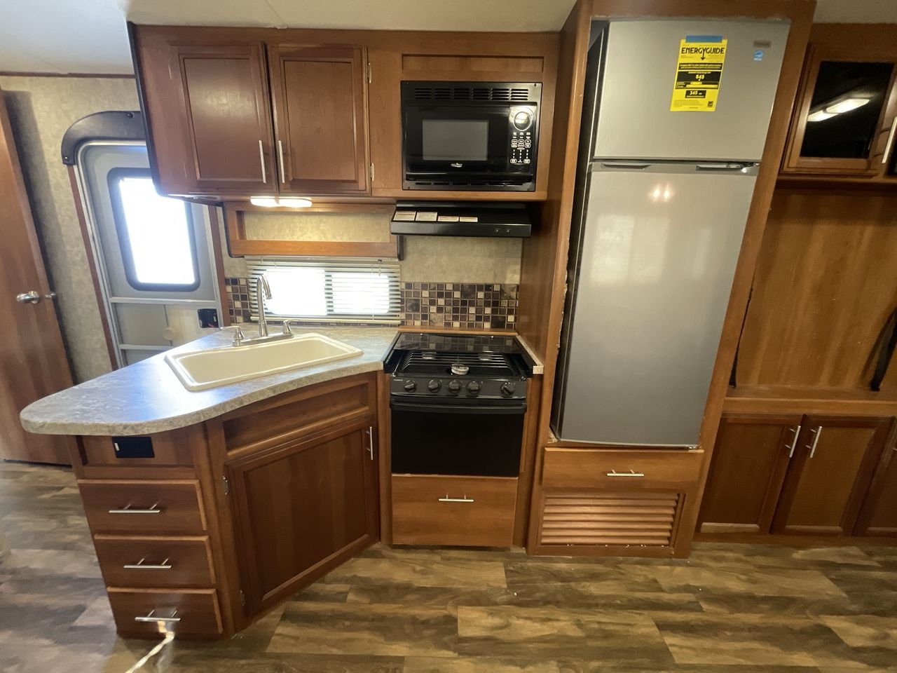 2018 PRIMETIME AVENGER 31DBS