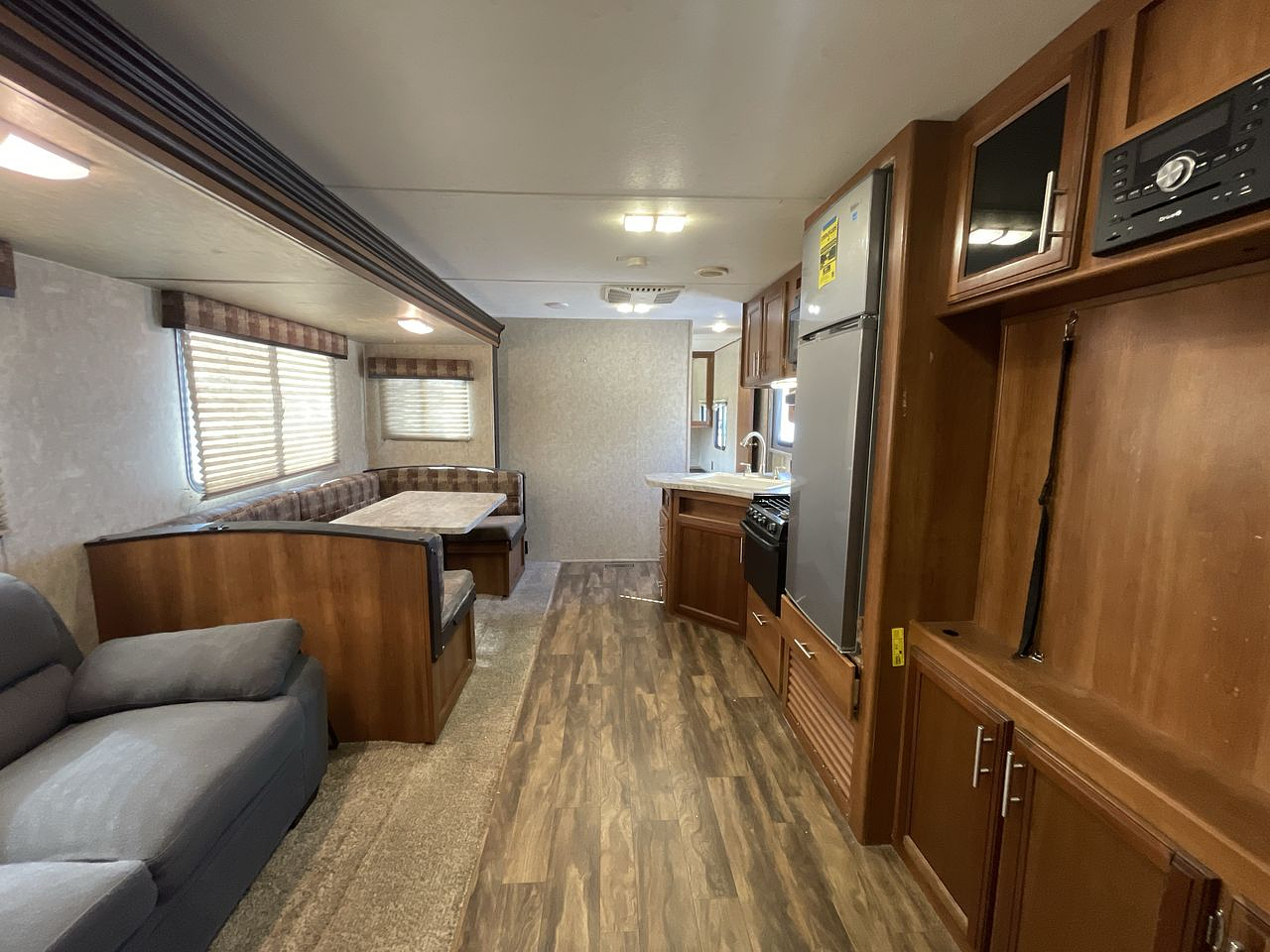 2018 PRIMETIME AVENGER 31DBS