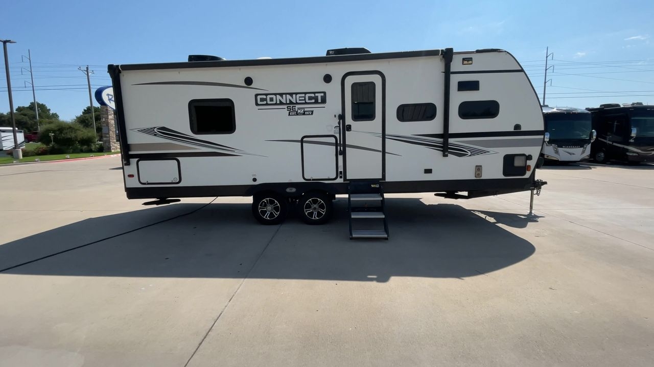 2021 KZ CONNECT C221FKKSE