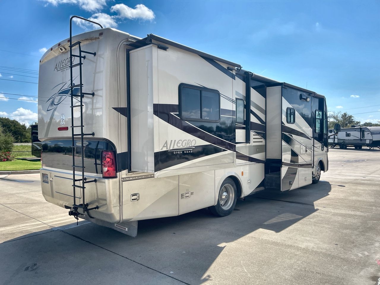 2010 TIFFIN ALLEGRA TG34A