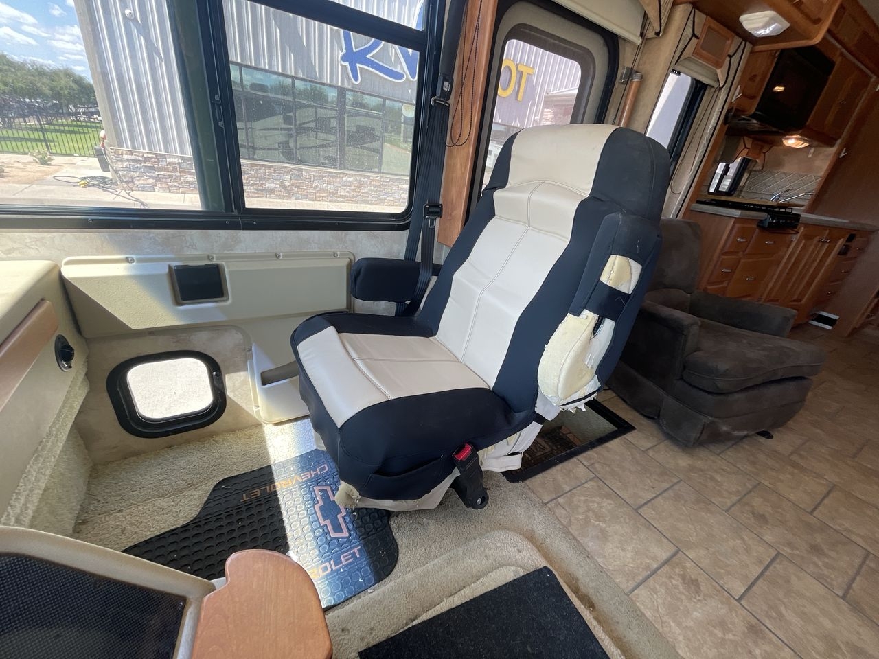 2010 TIFFIN ALLEGRA TG34A