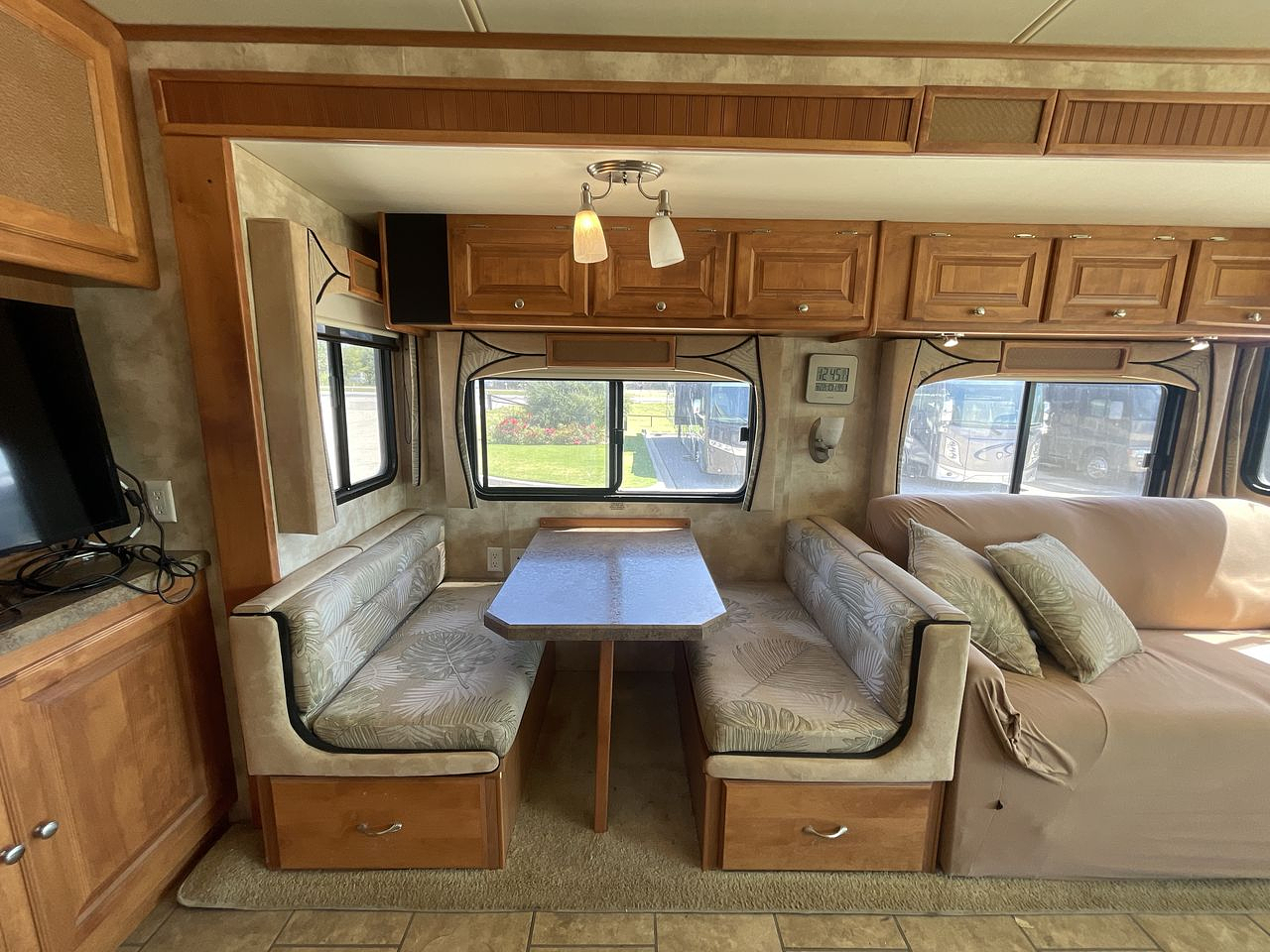 2010 TIFFIN ALLEGRO 34TGA