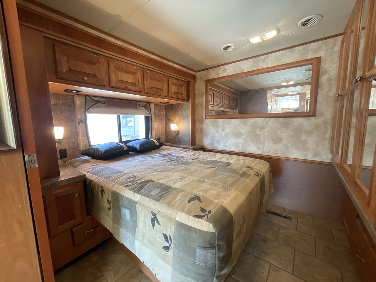 2010 TIFFIN ALLEGRO 34TGA