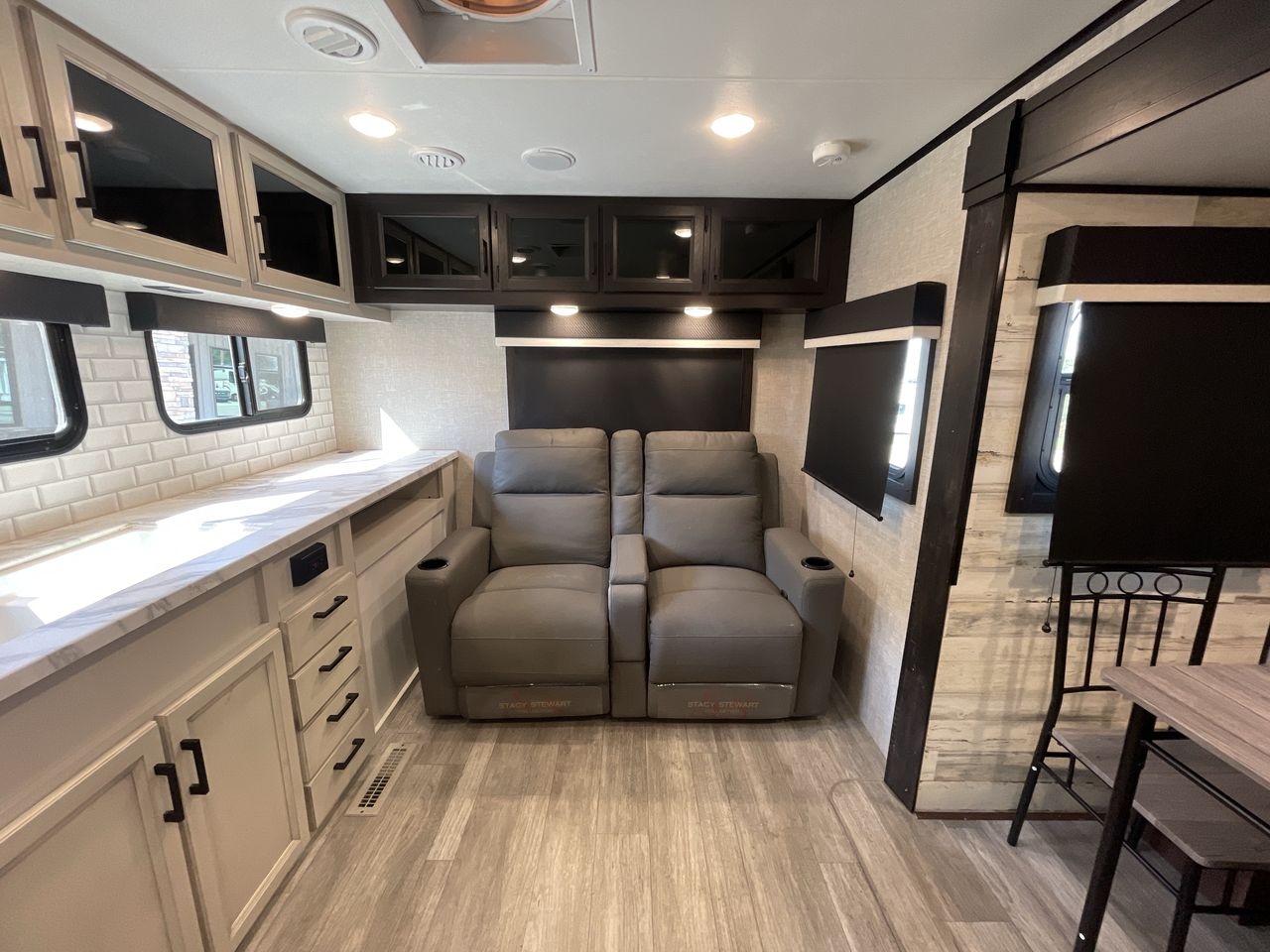 2023 JAYCO JAY FEATHER 24RL