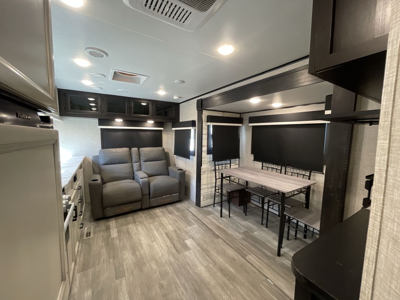 2023 JAYCO JAY FEATHER 24RL