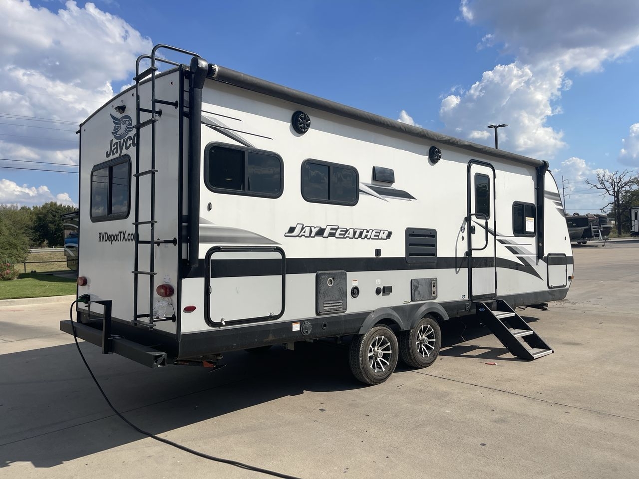 2023 JAYCO JAY FEATHER 24RL