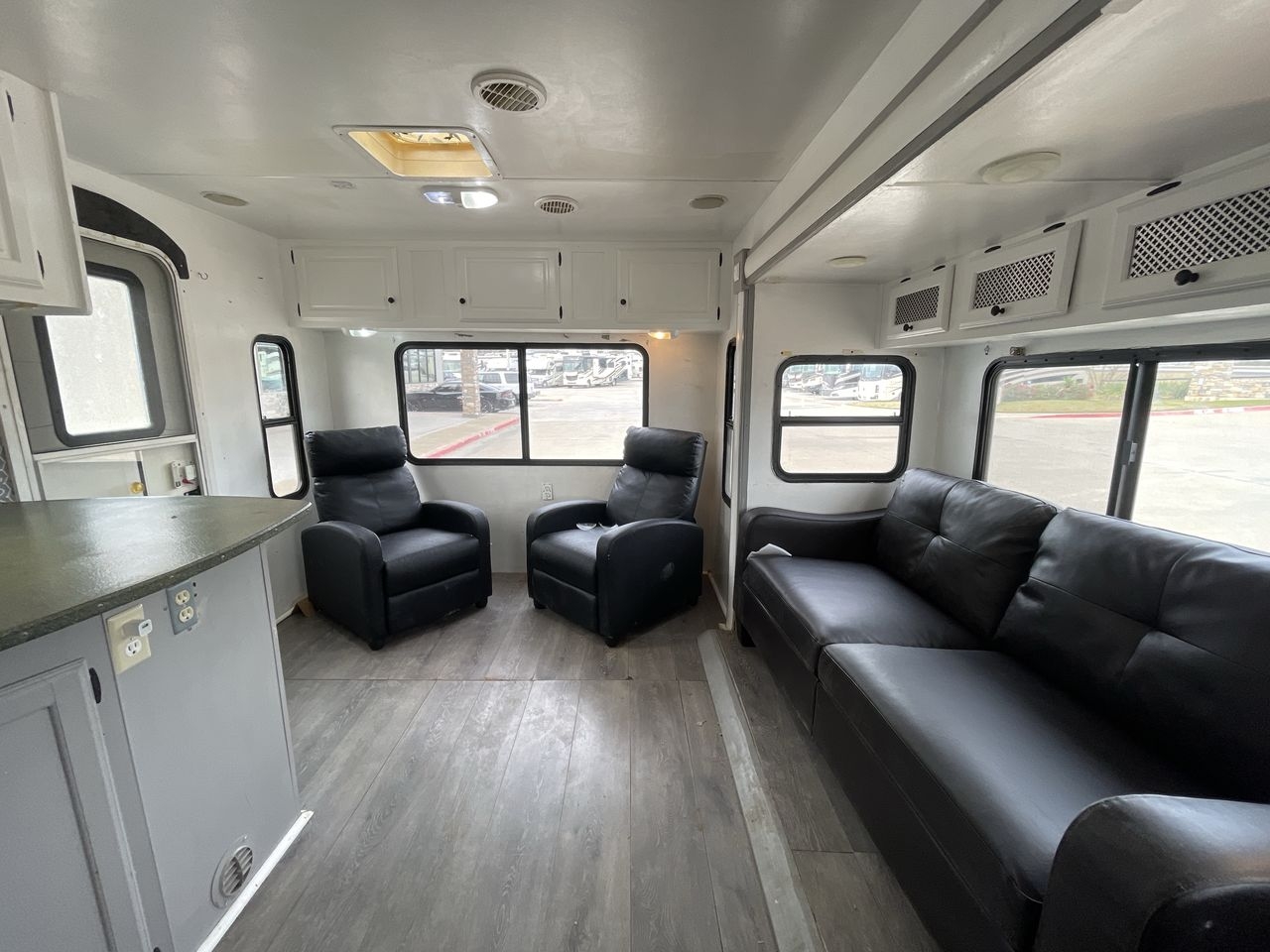 2011 KZ SPREE 323 RL