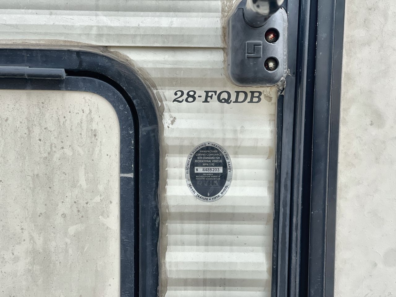 2017 PUMA XLITE28FQDB