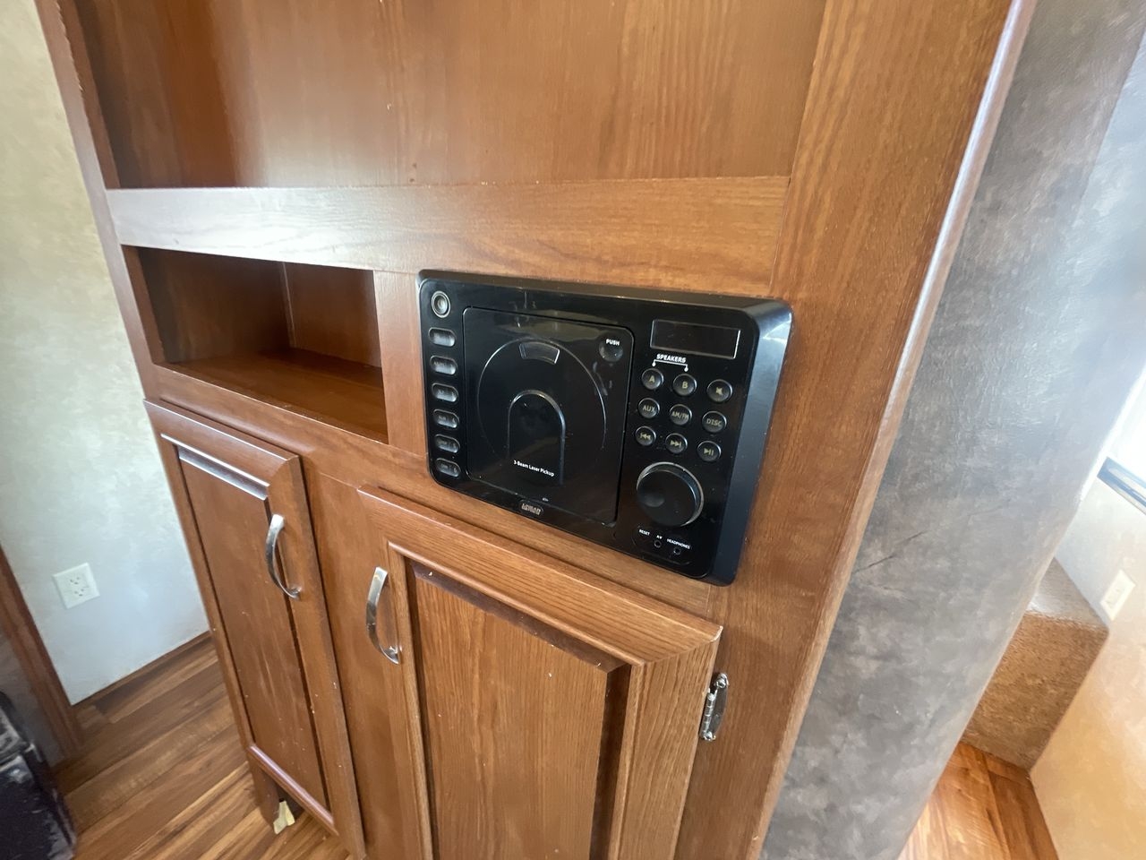 2015 FOREST RIVER WILDWOOD 281QBXL