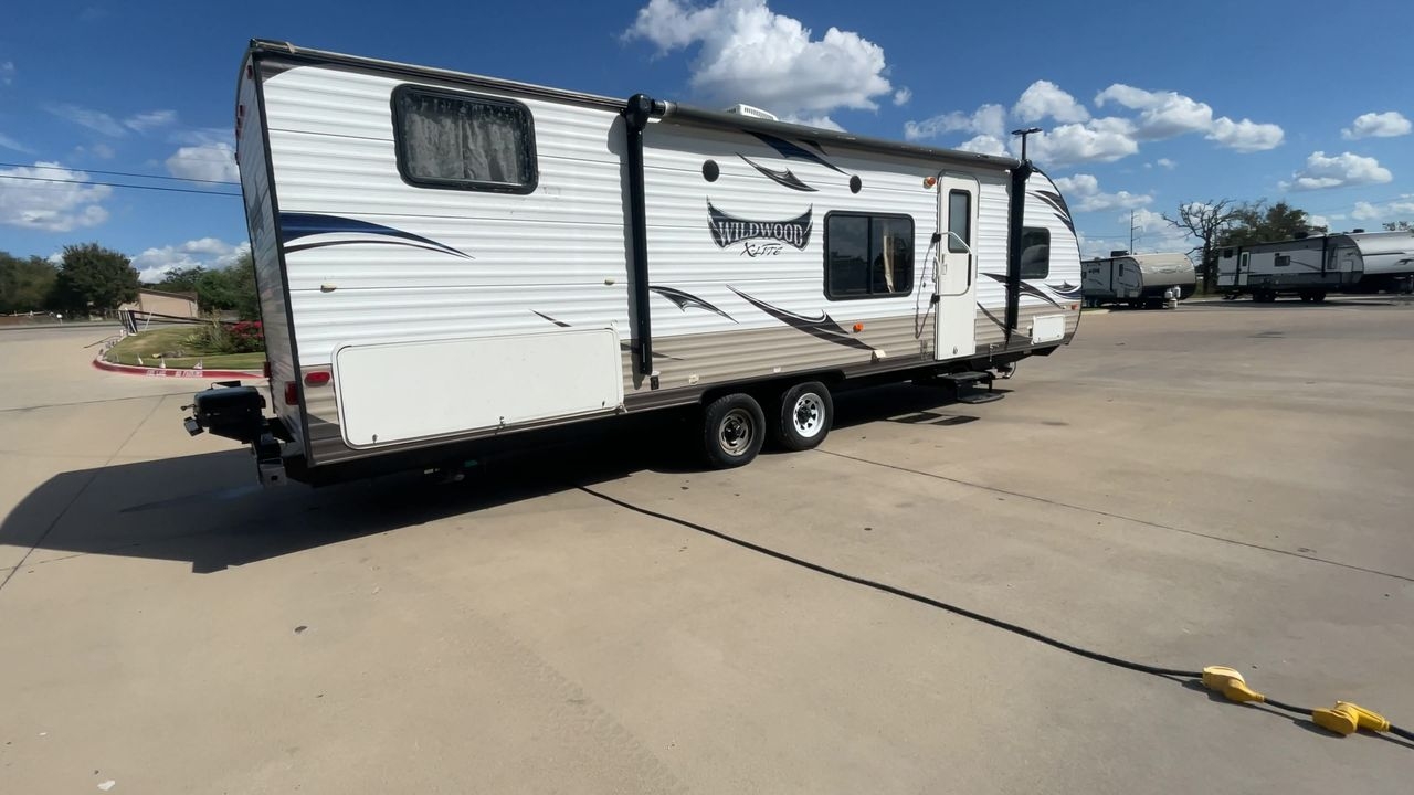 2015 FOREST RIVER WILDWOOD 281QBXL