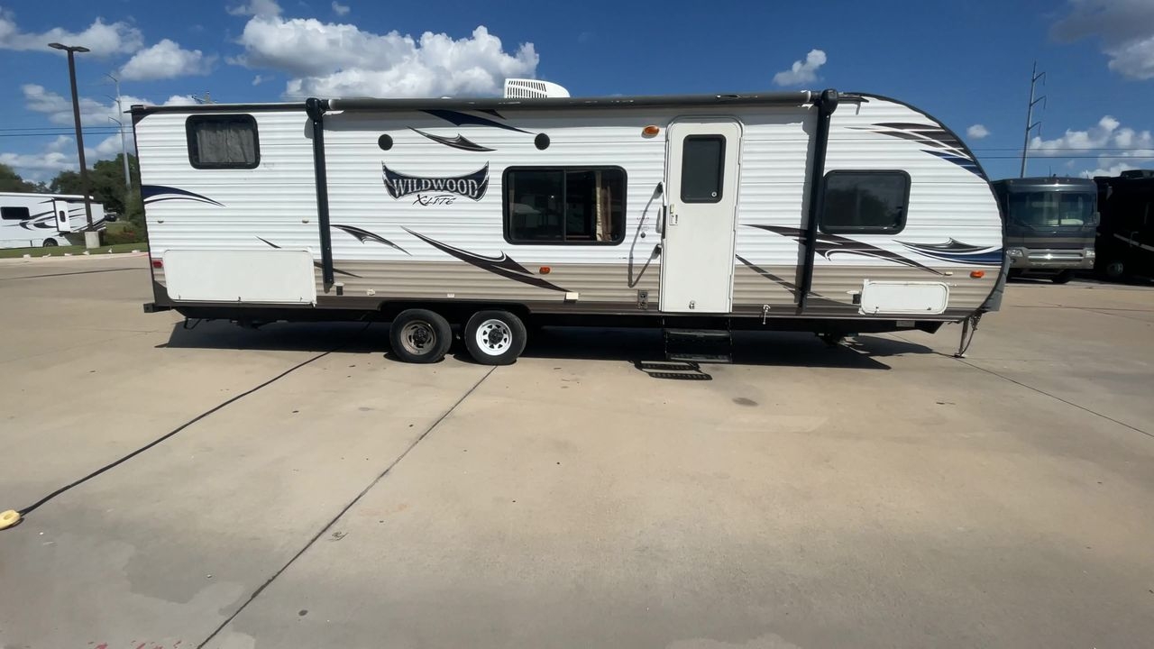2015 FOREST RIVER WILDWOOD 281QBXL