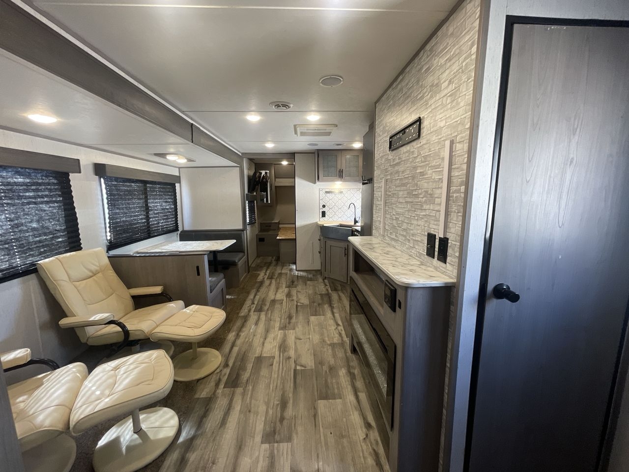 2022 KEYSTONE COLEMAN 285BH