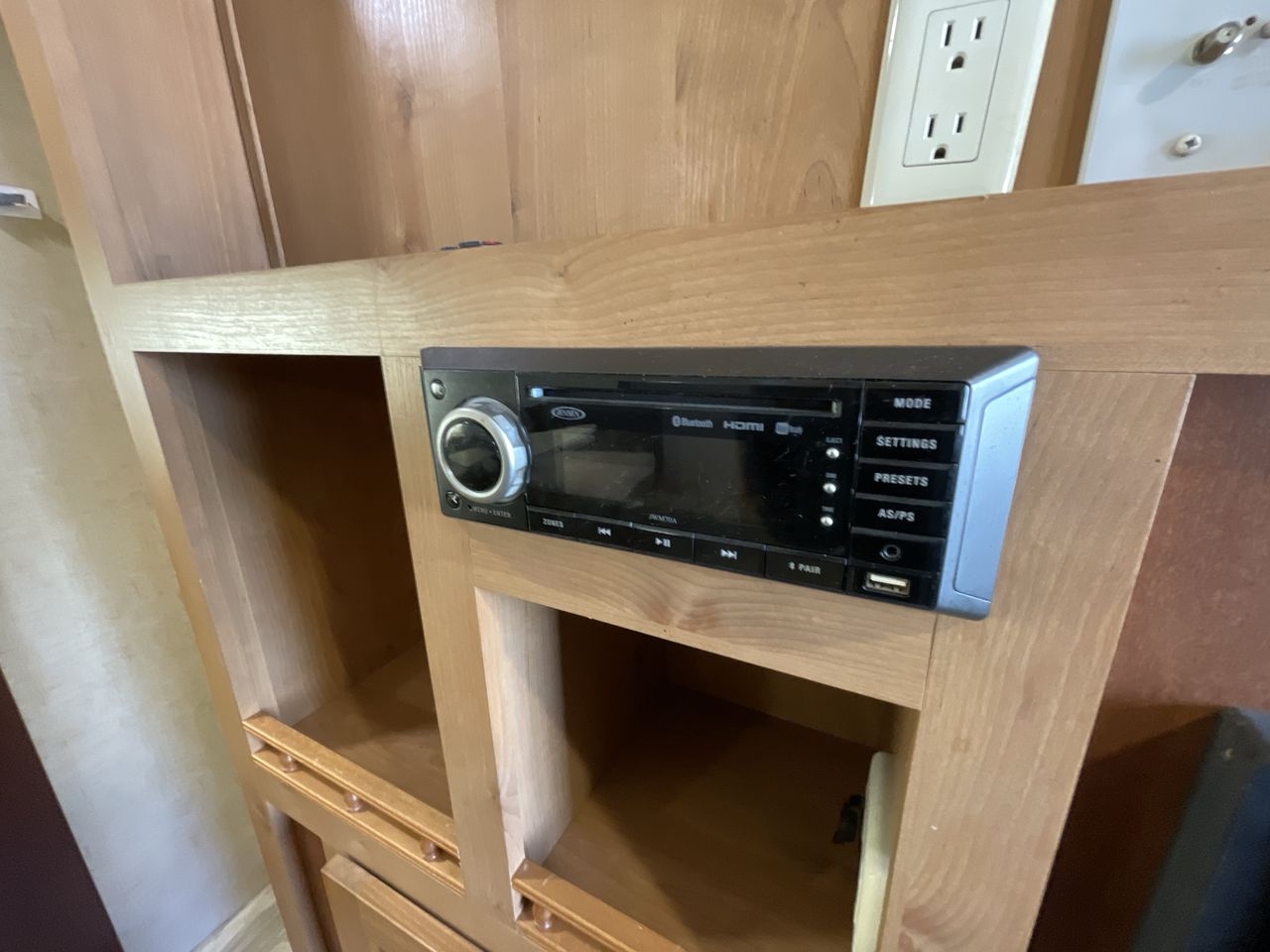 2018 RVMT MT MCKINLEY 268RB