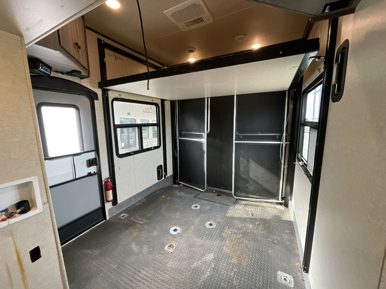 2017 HEARTLAND BOSS 4290