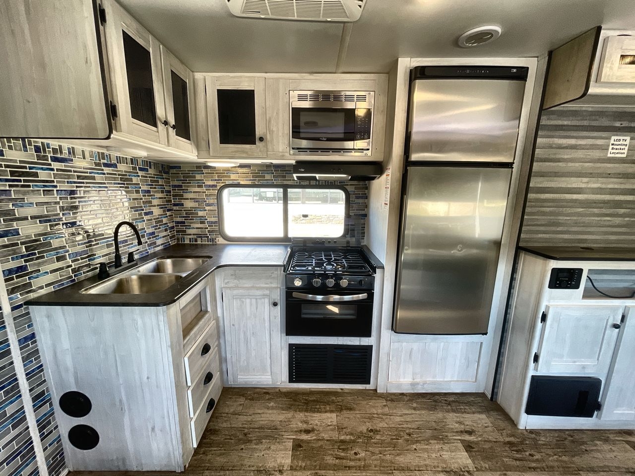 2023 HEARTLAND TRAIL RUNNER 31DB