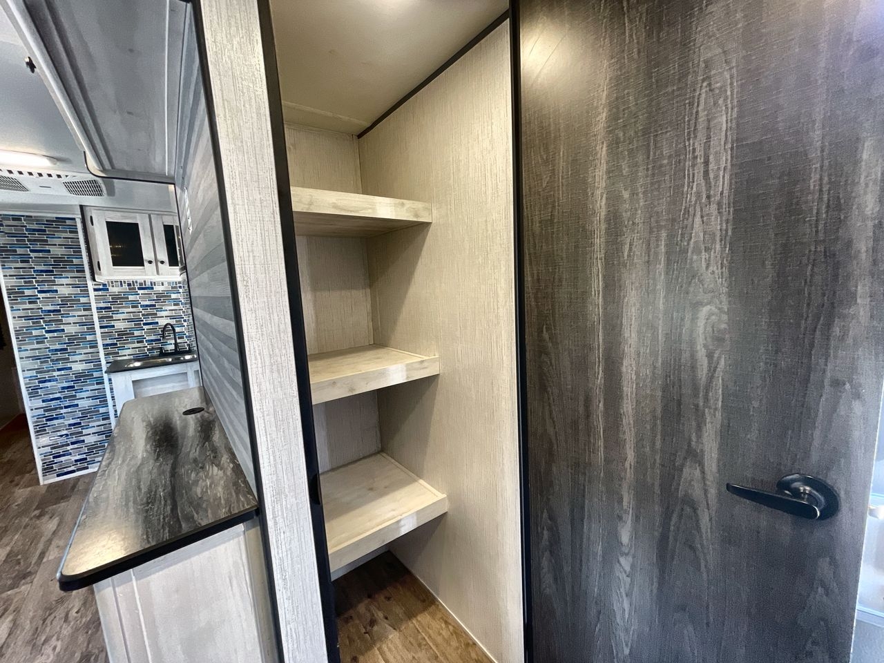 2023 HEARTLAND TRAIL RUNNER 31DB