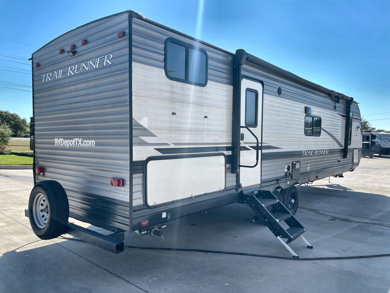 2023 HEARTLAND TRAIL RUNNER 31DB