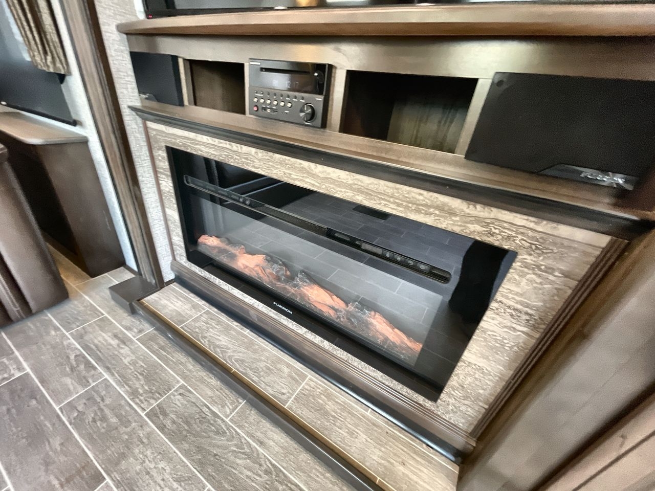 2019 KEYSTONE ALPINE 3651RL