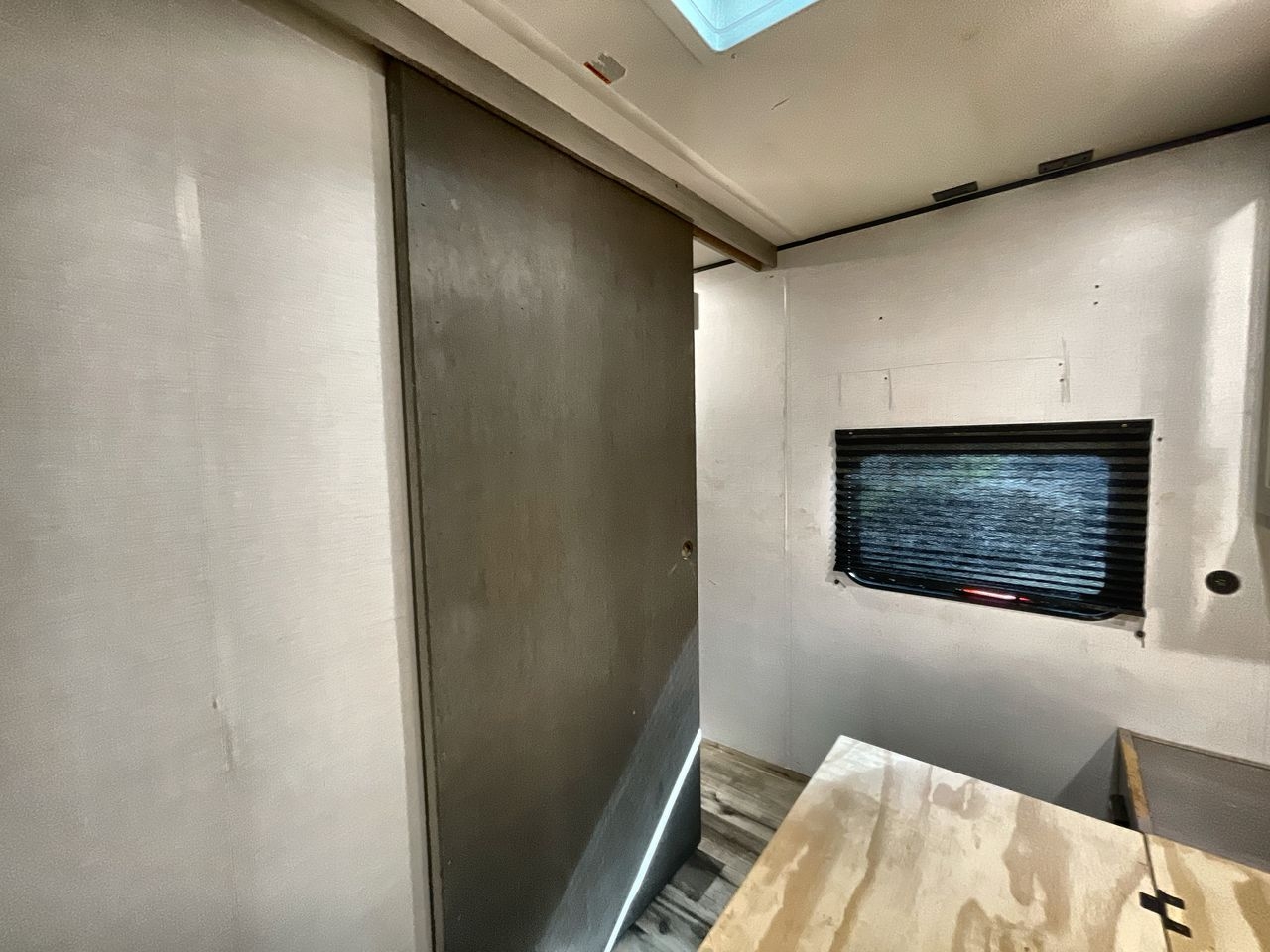 2024 KEYSTONE COLEMAN 337BH