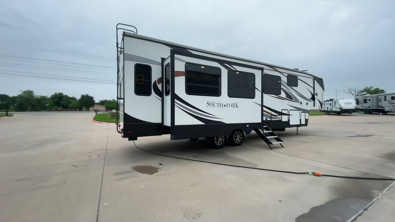 2021 HEARTLAND SOUTH FORK 3210RL