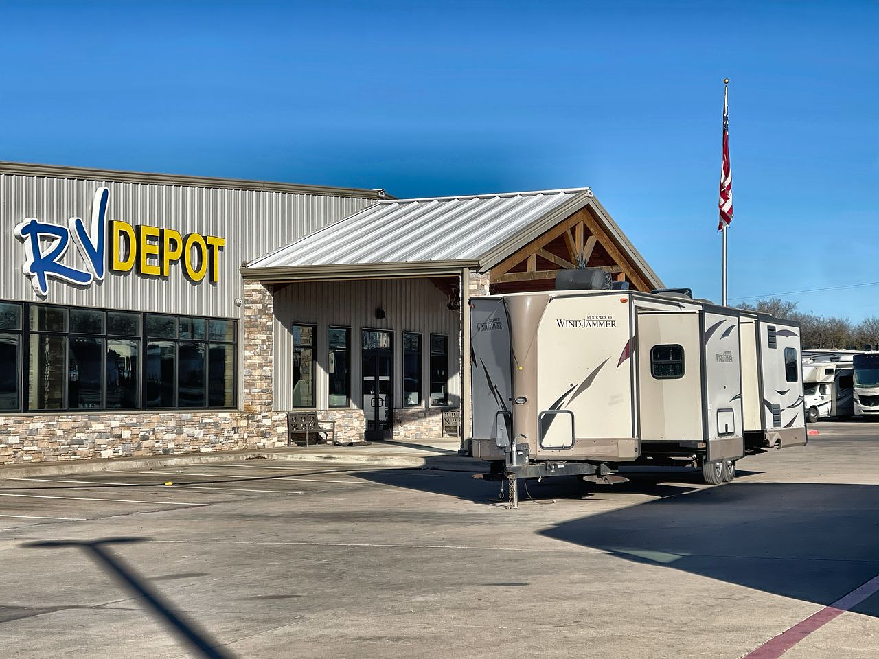 2017 FOREST RIVER WINDJAMMER 3029W