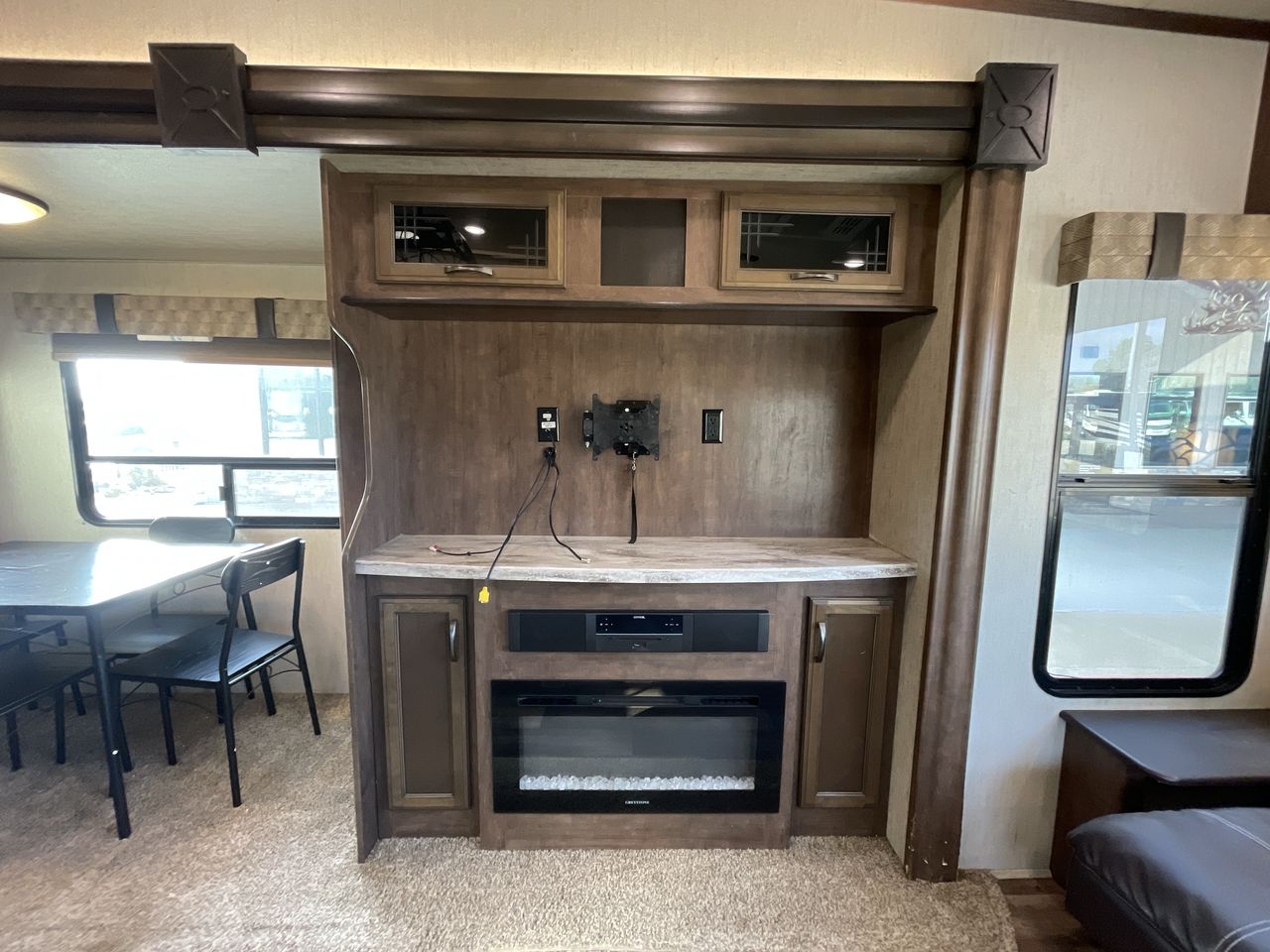 2019 FOREST RIVER SANDPIPER 372LOK