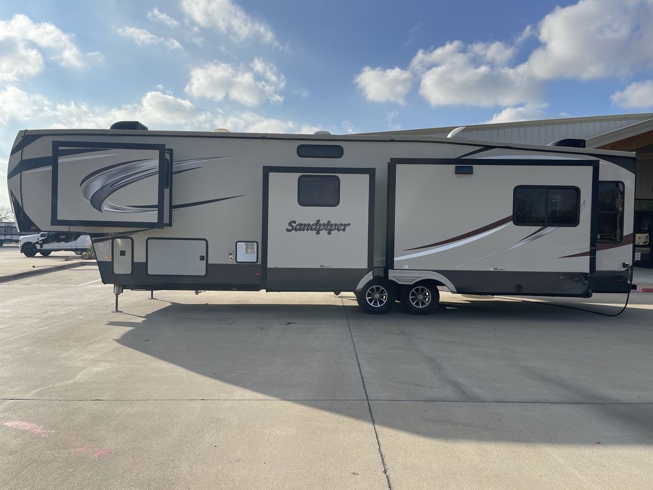 2019 FOREST RIVER SANDPIPER 372LOK