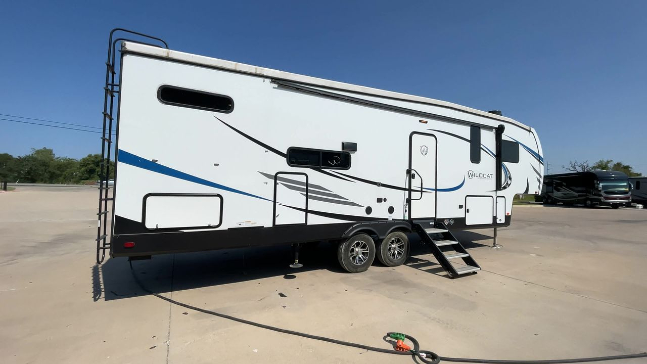 2021 FOREST RIVER WILDCAT 297BH