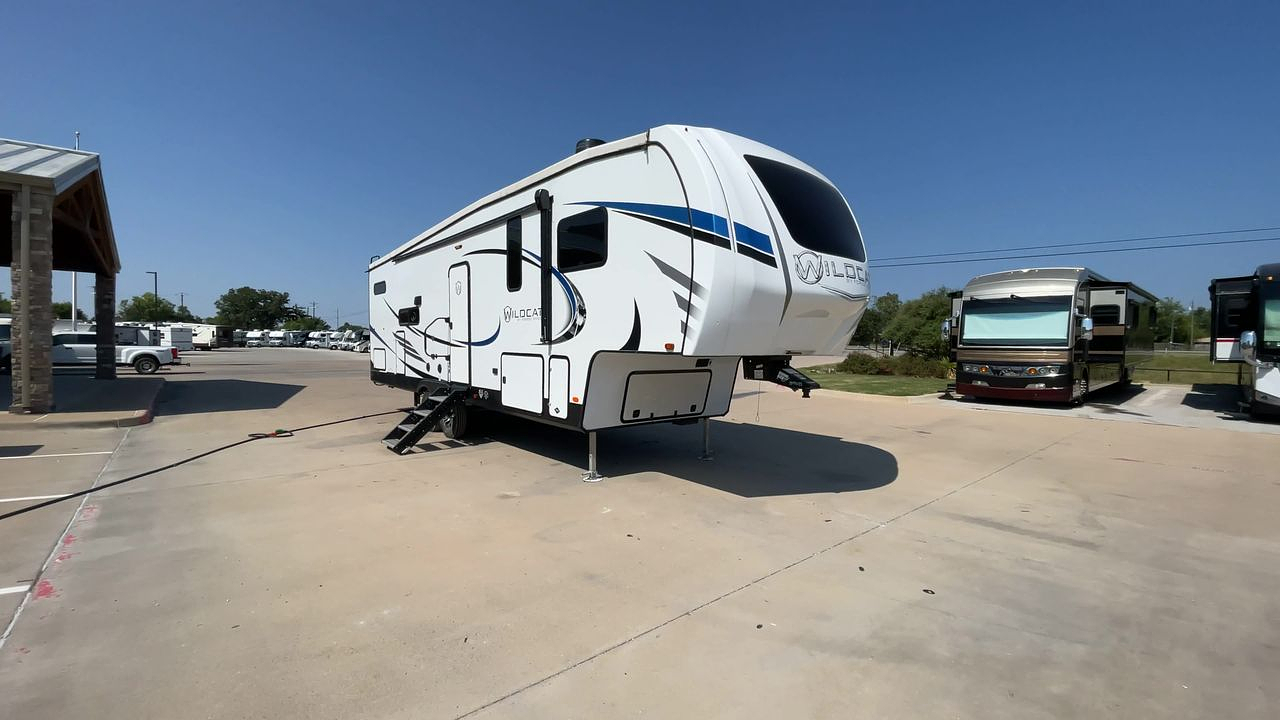 2021 FOREST RIVER WILDCAT 297BH