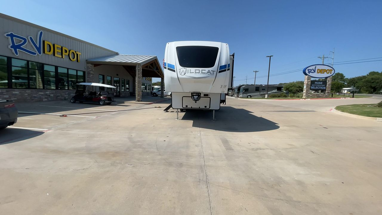 2021 FOREST RIVER WILDCAT 297BH