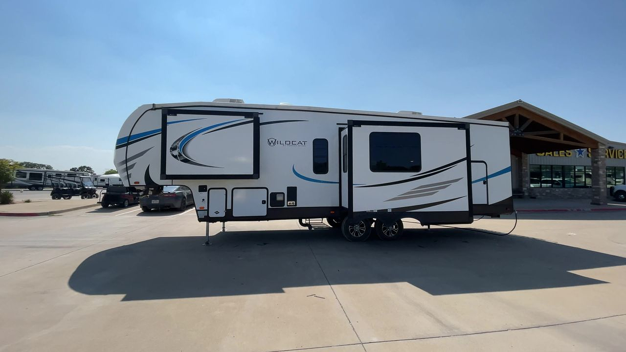 2021 FOREST RIVER WILDCAT 297BH