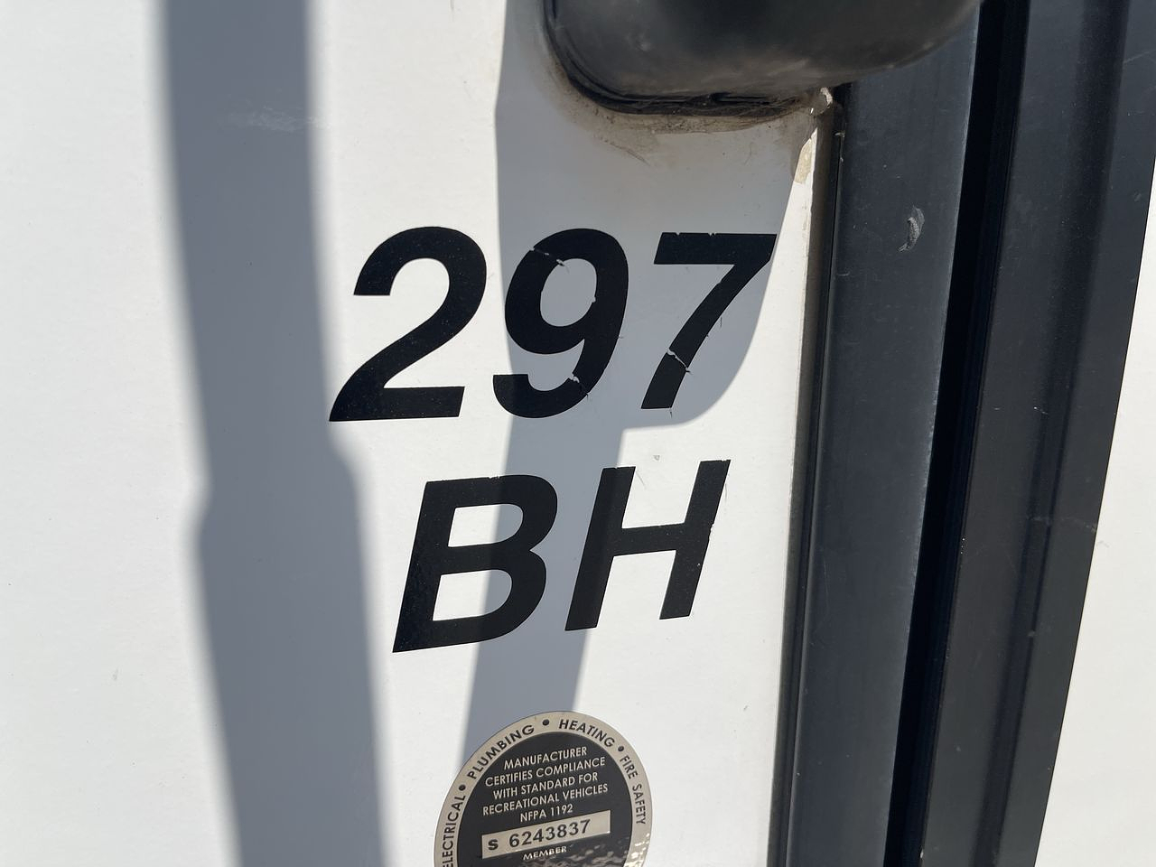 2021 FOREST RIVER WILDCAT 297BH