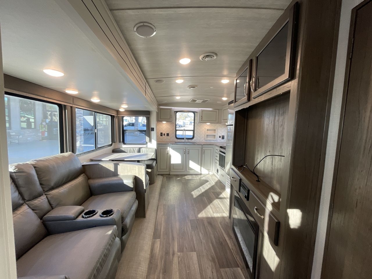 2021 KEYSTONE COUGAR 31MBS