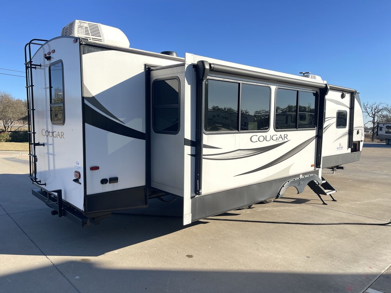 2021 KEYSTONE COUGAR 31MBS