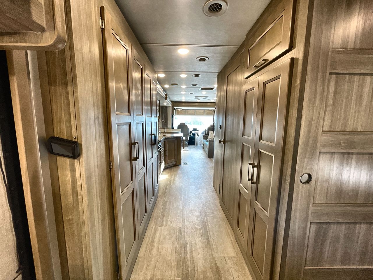 2019 SPORTSCOACH 366BH