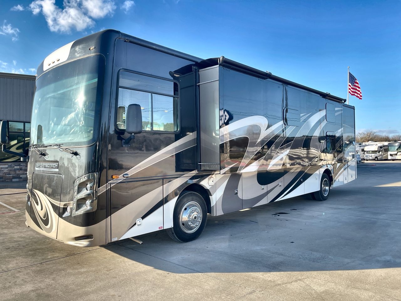 2019 SPORTSCOACH 366BH