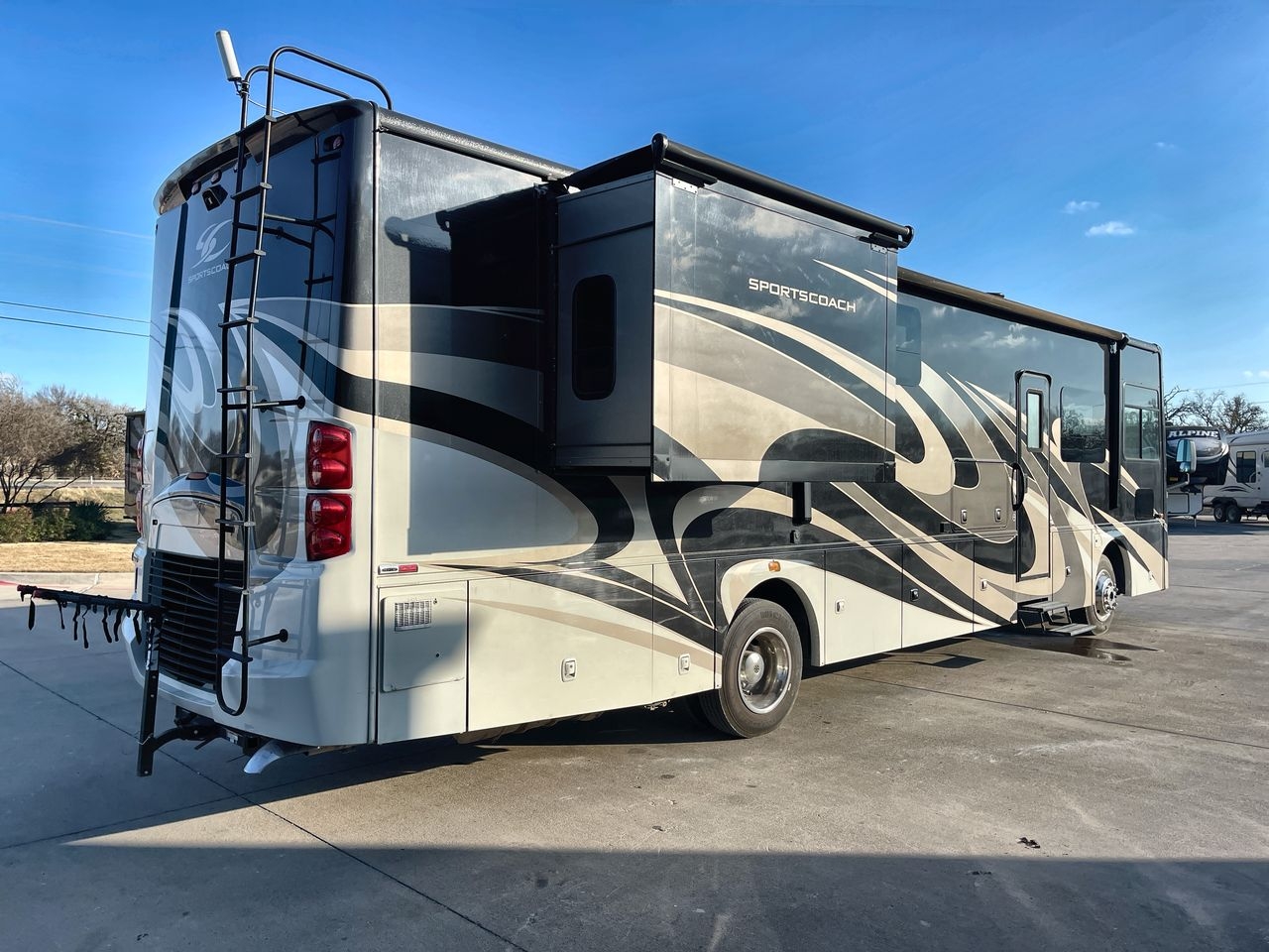 2019 SPORTSCOACH 366BH