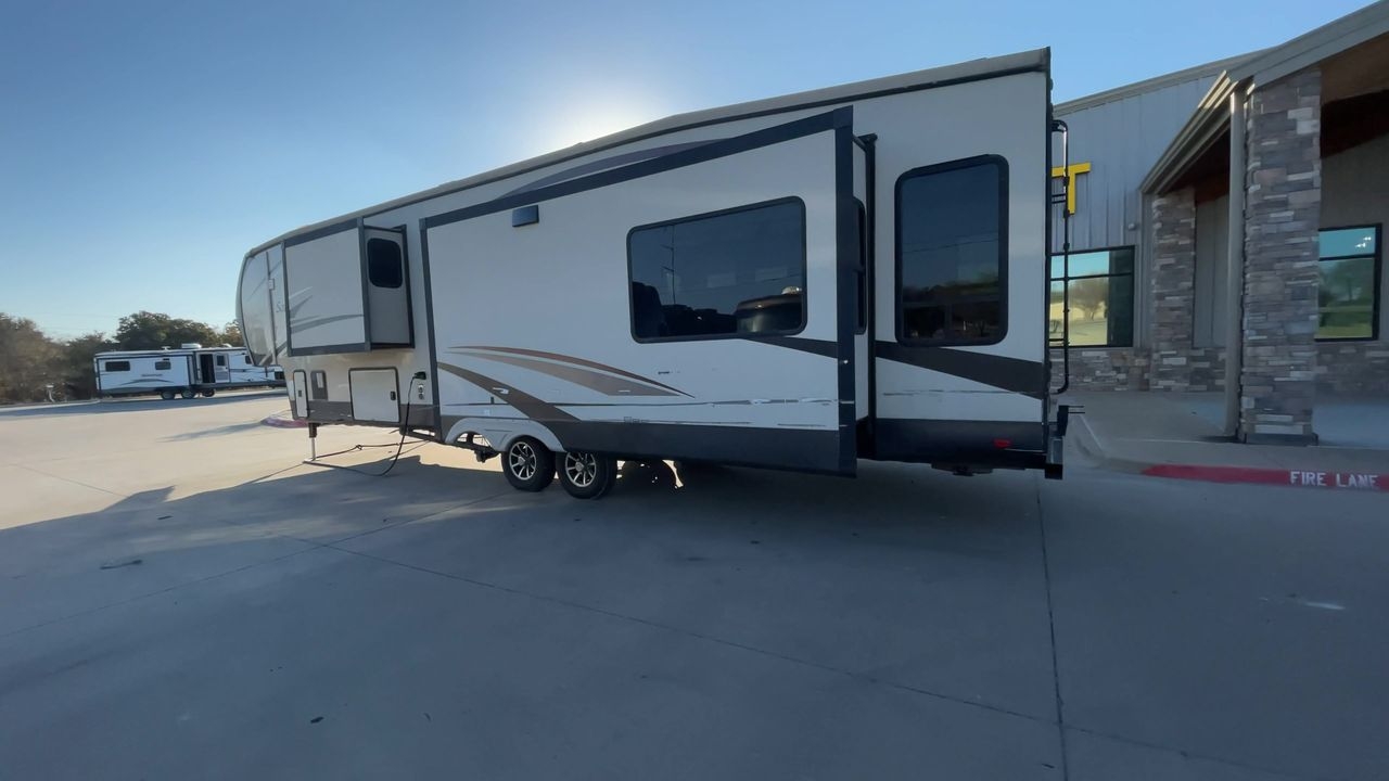 2017 FOREST RIVER SANDPIPER