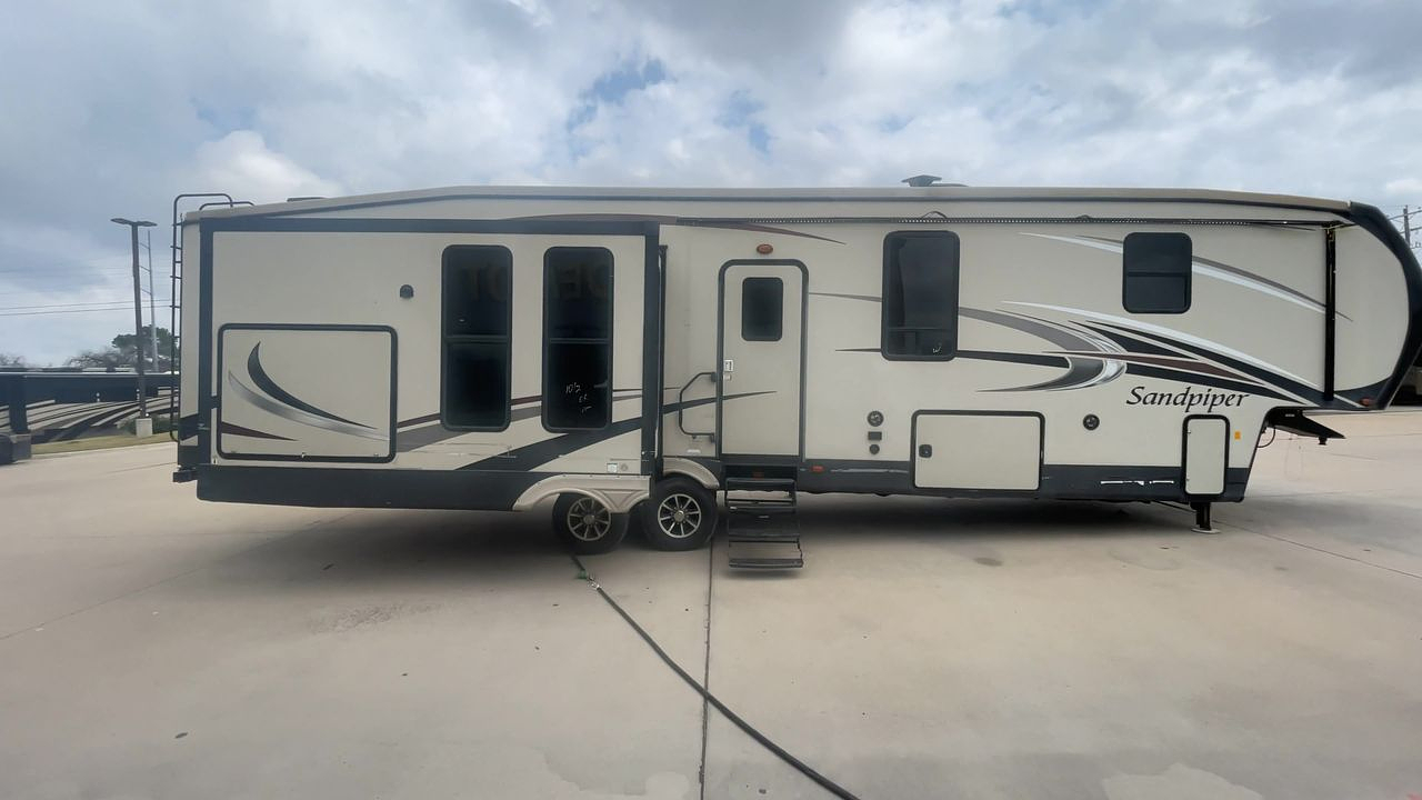 2017 FOREST RIVER SANDPIPER