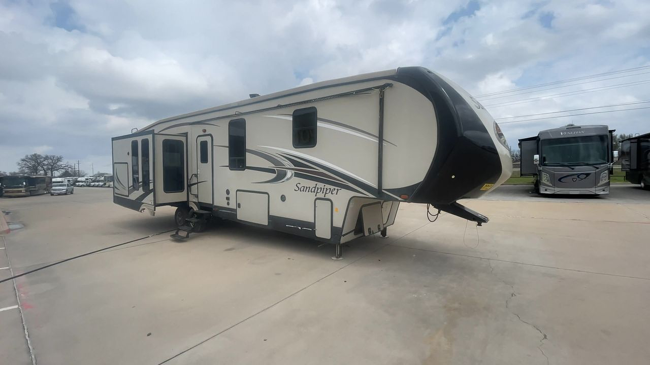 2017 FOREST RIVER SANDPIPER