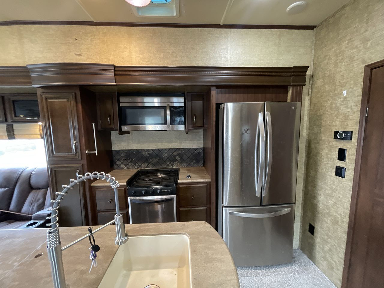 2017 FOREST RIVER SANDPIPER