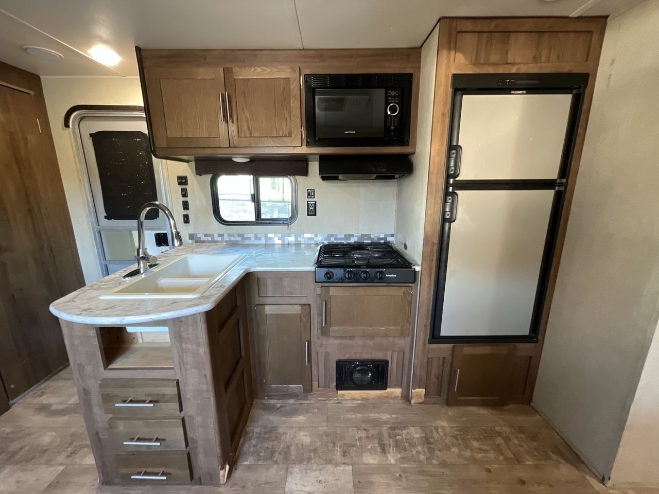 2019 GULF STREAM KINGSPORT 274QB
