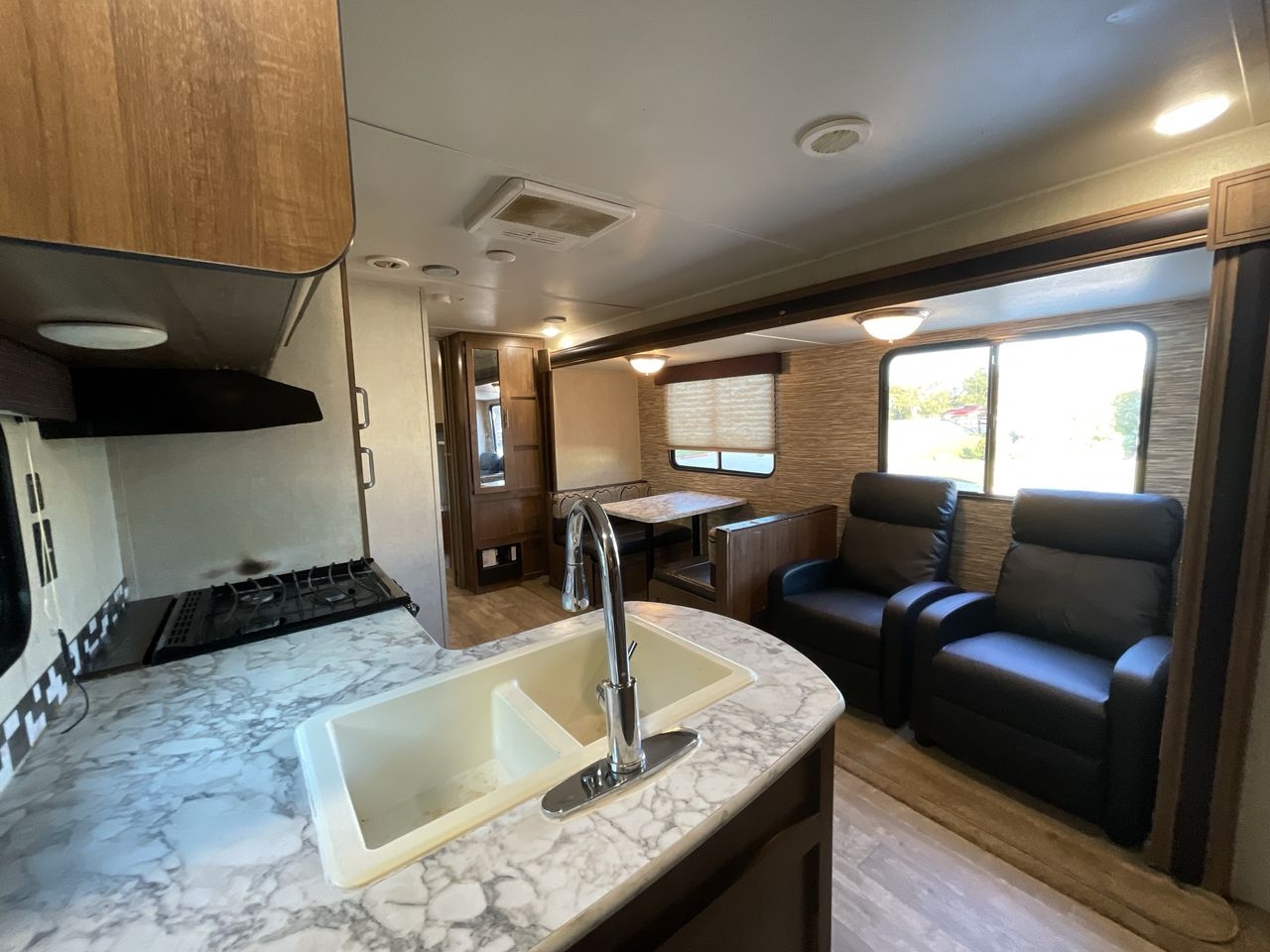 2019 GULF STREAM KINGSPORT 274QB