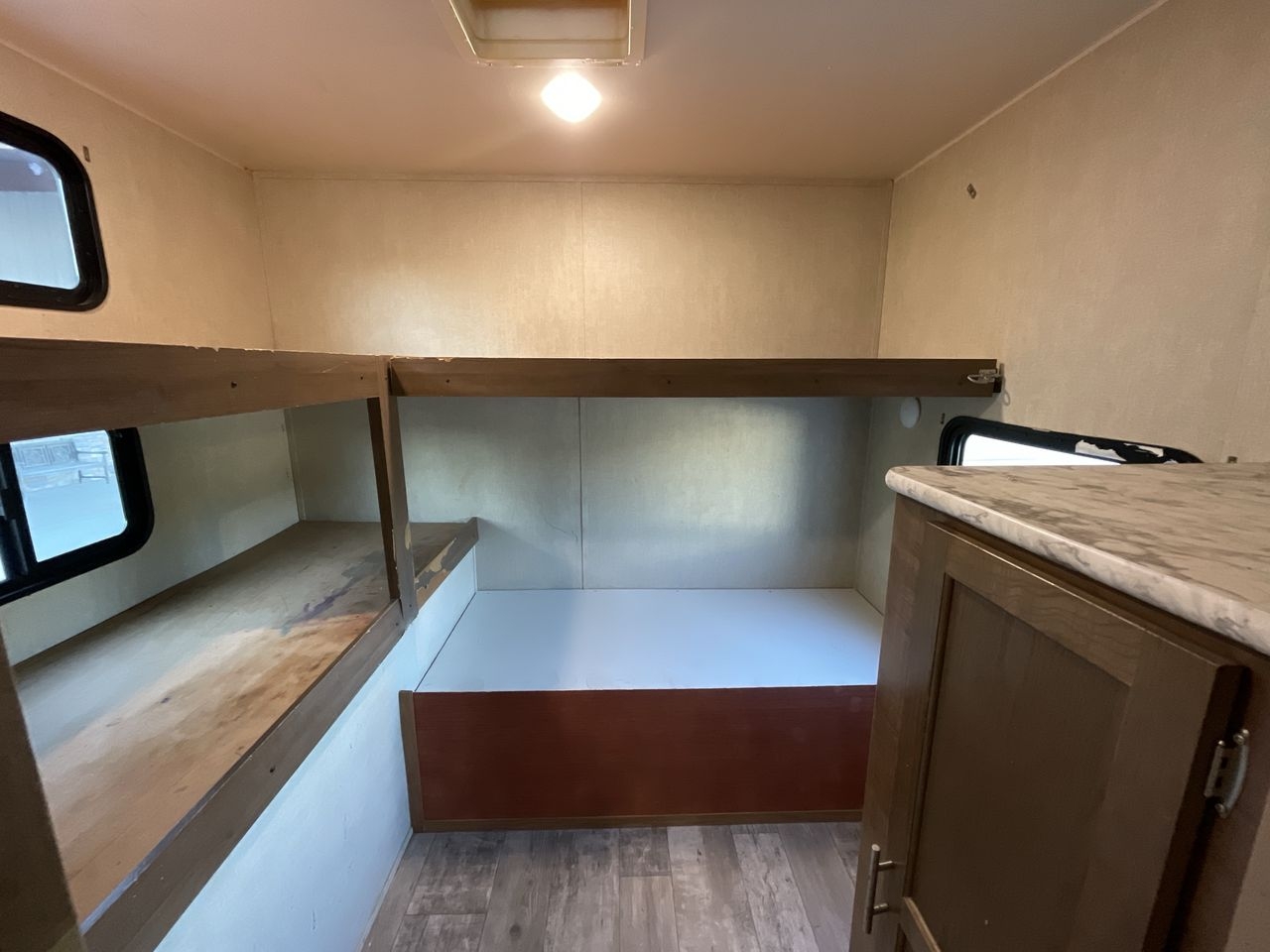 2019 GULF STREAM KINGSPORT 274QB