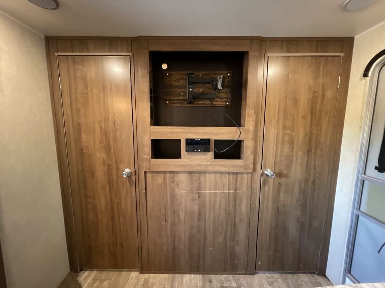 2019 GULF STREAM KINGSPORT 274QB